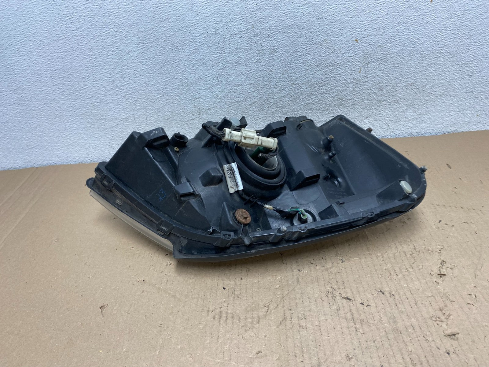 2004 - 2007 Ford Freestar Left Driver LH Side Headlight Halogen AF3277 DW5