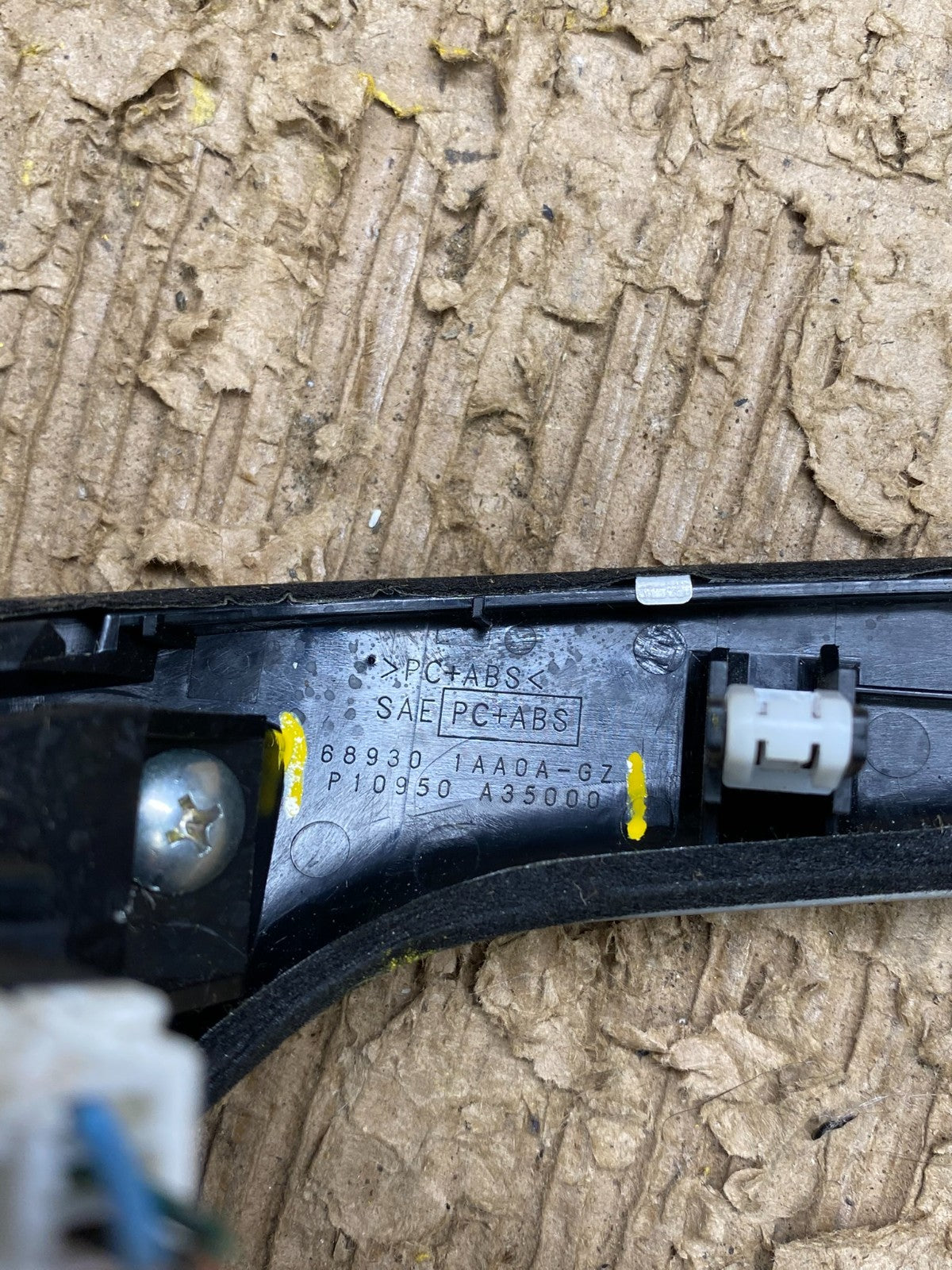2009-2010 Nissan Murano Dash Trim Panel With Hazard Buttom Switch OEM W0003 DG6