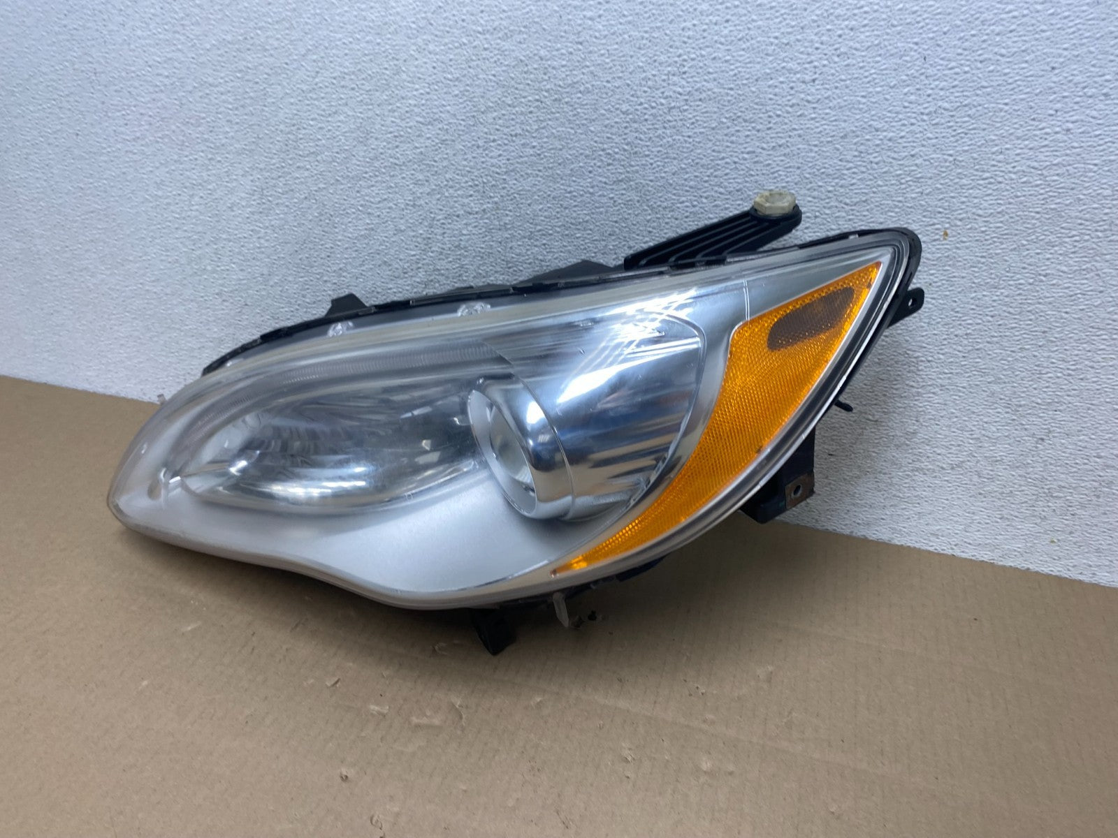 2011 2012 2013 2014 Chrysler 200 Left Driver Lh Side Headlight AG5836 DW1