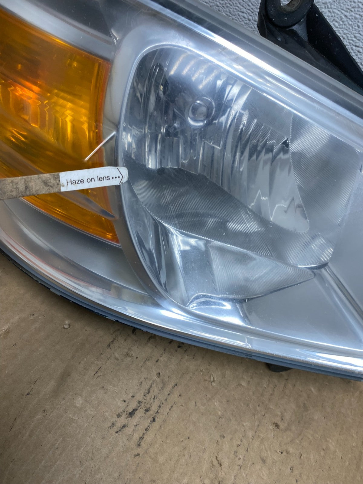 2008 to 2010 Dodge Caravan Left+Right Set Side Halogen Headlights DEPO AG2157 DW3