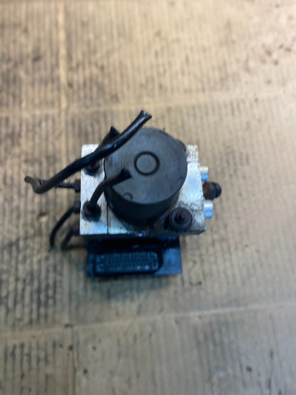 2008 GMC Yukon Chevrolet Tahoe ABS Anti Lock Brake Pump OEM Y4399 DG0