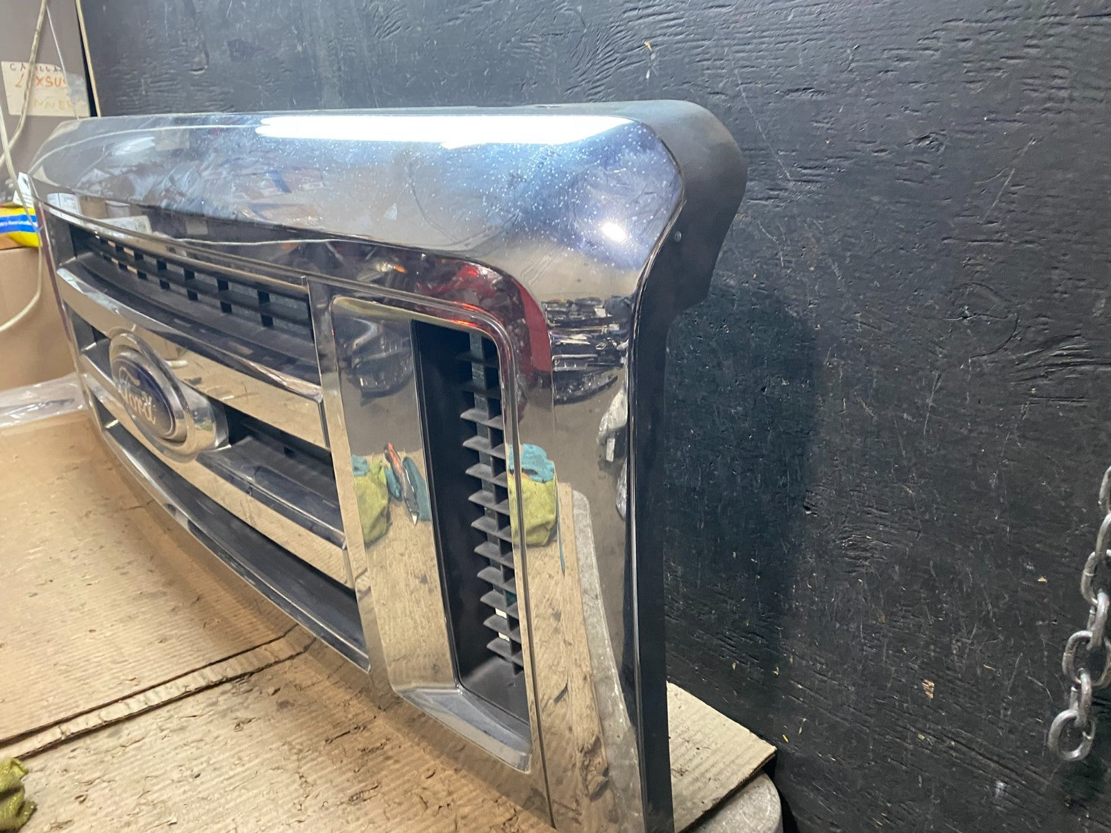 2008 to 2014 Ford Econoline E150 E250 Front Upper Chrome Grill Grille w6105  DG1