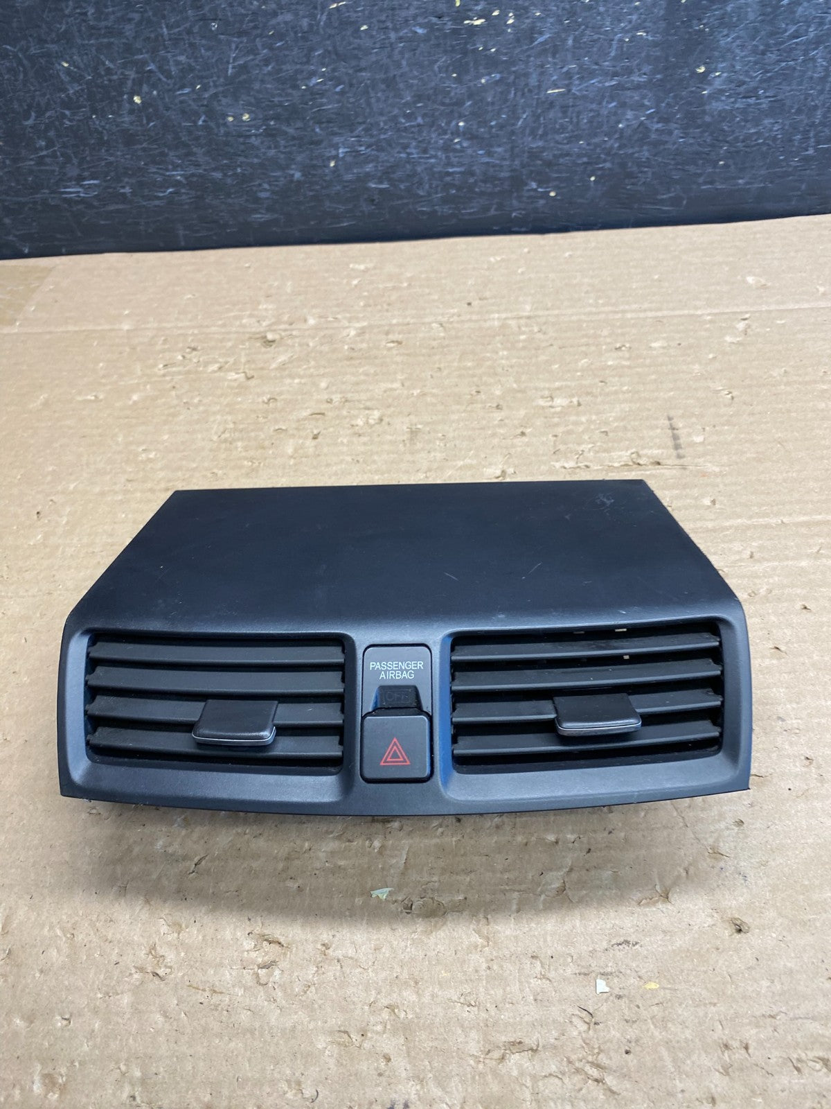 2009 to 2014 Acura TL Front Dash Dashboard AC Center Clock Air Vent AG8381 DG0