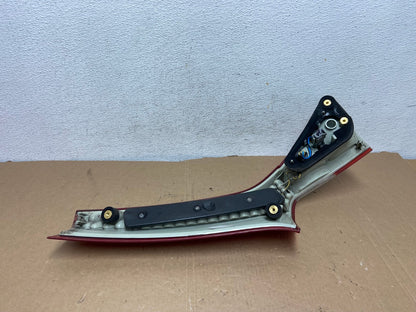 2008 to 2013 Volvo XC70 V70 Right Passenger Tail Light Upper AD7903 LK5
