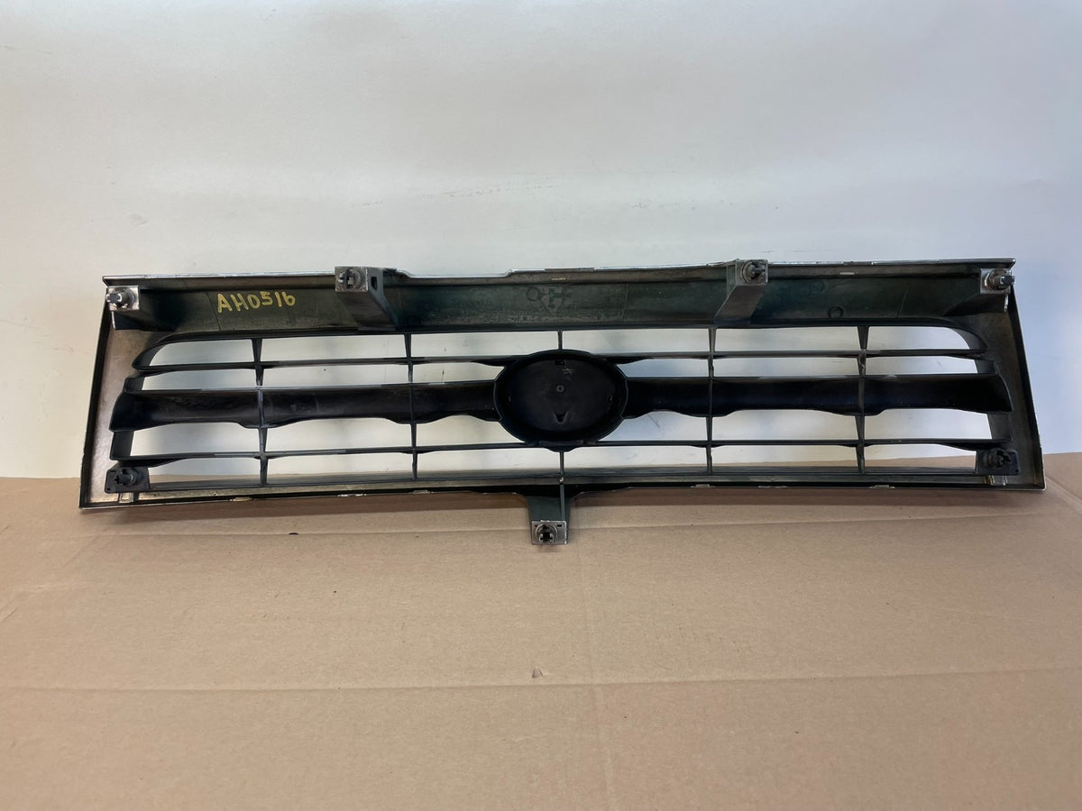 1996 1997 1998 Toyota 4Runner Front Upper Grill Grille AH0516 DG3