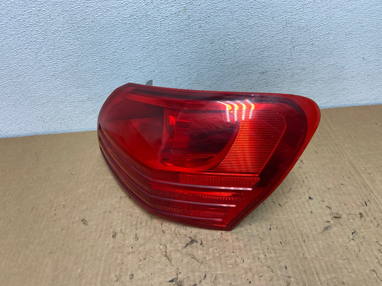 2008 to 2015 Nissan Rogue Right Passenger Rh Side Tail Light AC8225 LK1