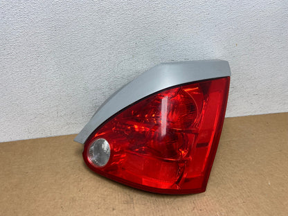 2004 2005 2006 2007 2008 Nissan Maxima Right Passenger Tail Light AD5493 LK0