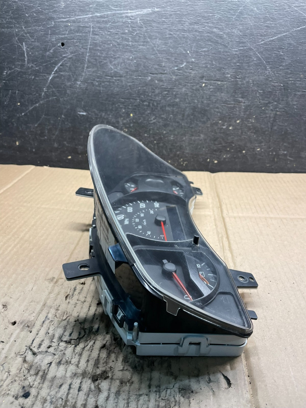 2005 to 2007 Nissan Titan Armada Speedometer Cluster Gauge Bezel x1026  DG3