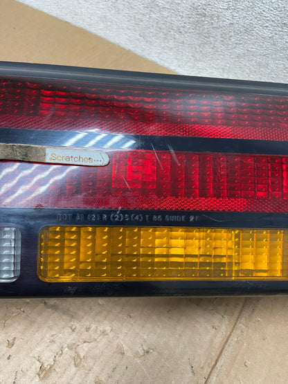 1986 to 1992 Pontiac Firebird Right Passenger RH Side Tail Light AI4753 LK3