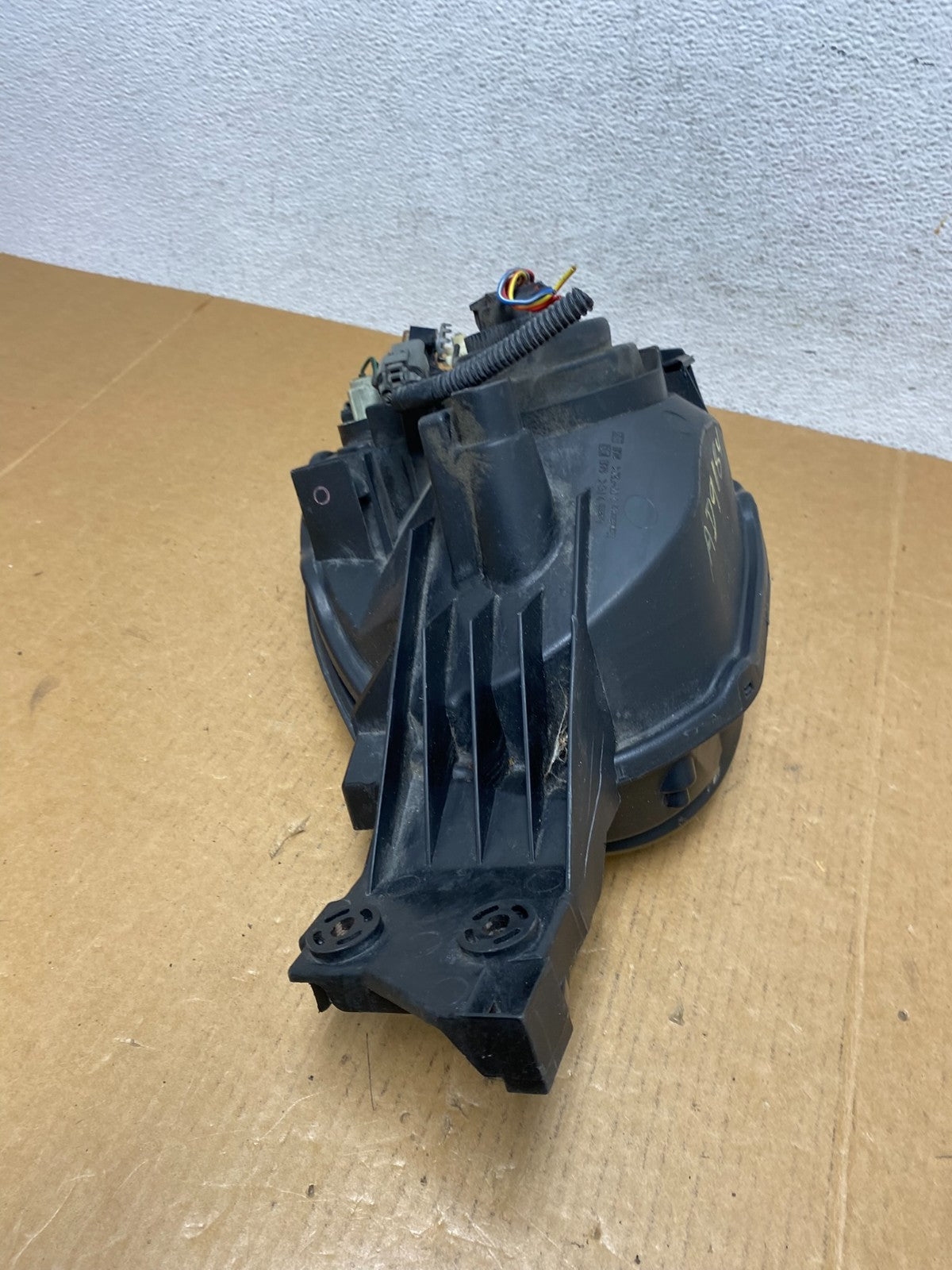 2002 to 2003 Subaru Impreza Right Passenger RH Halogen Headlight AD9184 DW7
