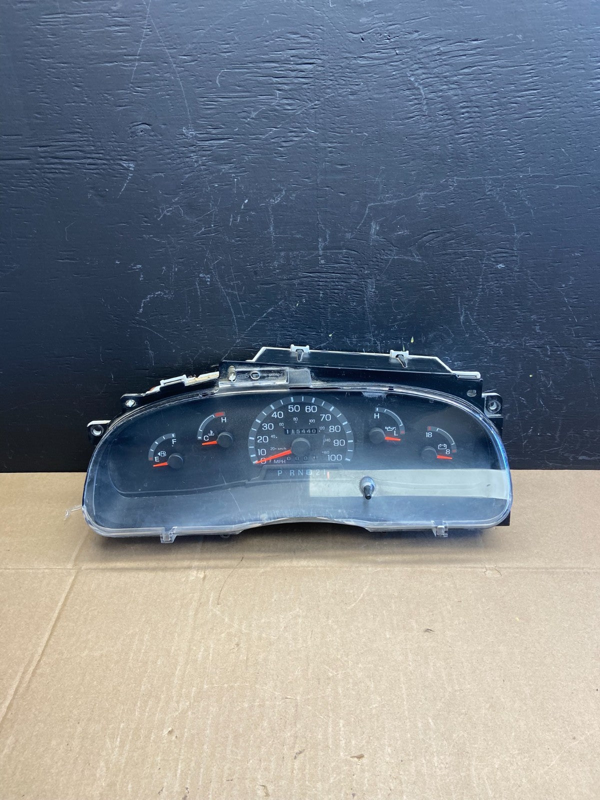 2001-2002 Ford Econoline E250 E350 Van Speedometer Instrument Cluster ab9212 DG0