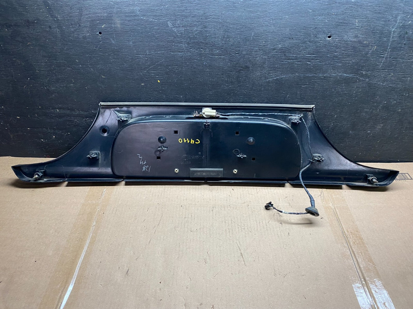 1999 to 2004 Oldsmobile Alero Trunk Lid License Plate Panel Oem C4110 DG14