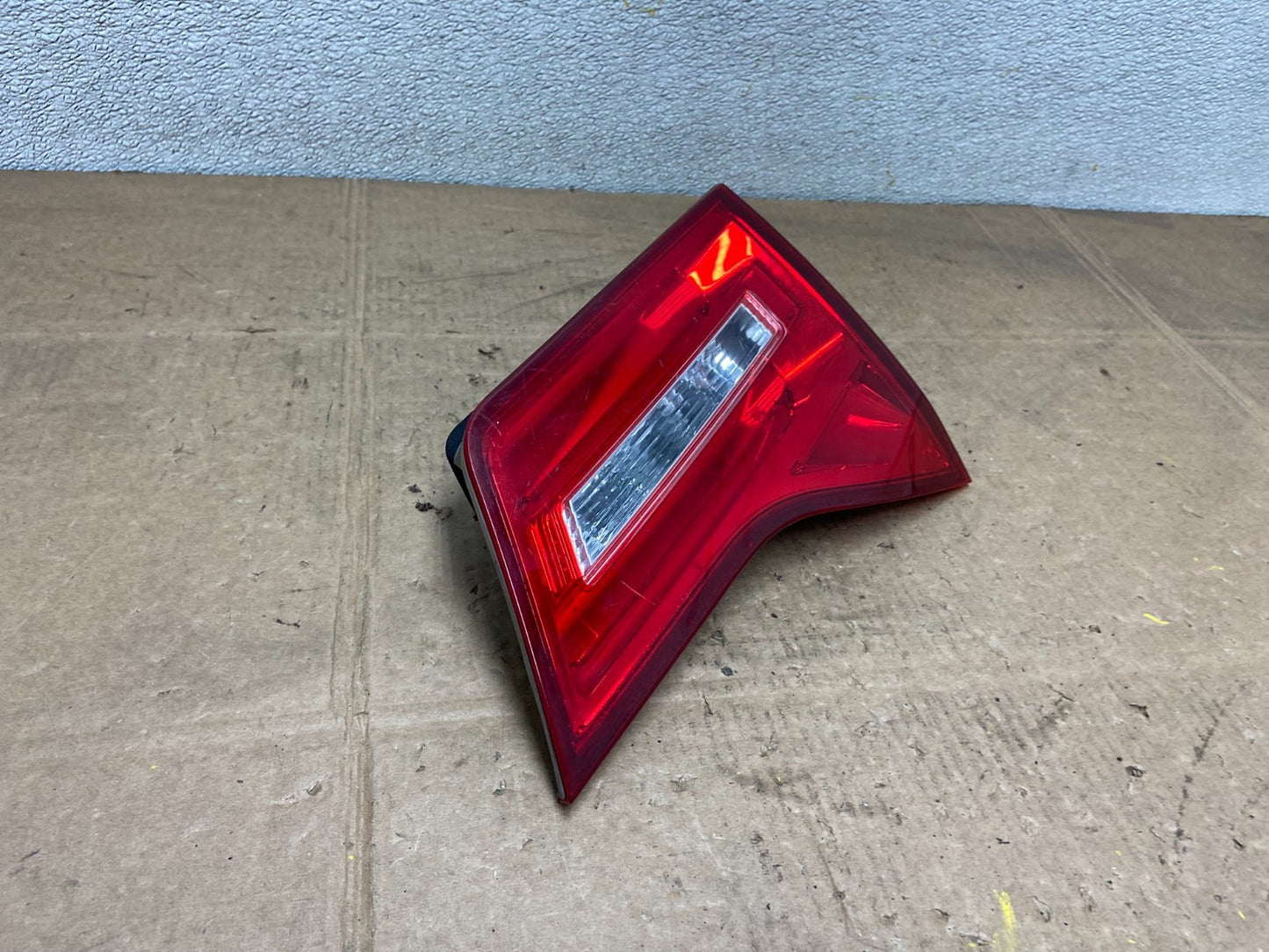 2007 2008 2009 Acura Mdx Right Passenger Rh Side Inner Tail Light Oem Y5992 DW2