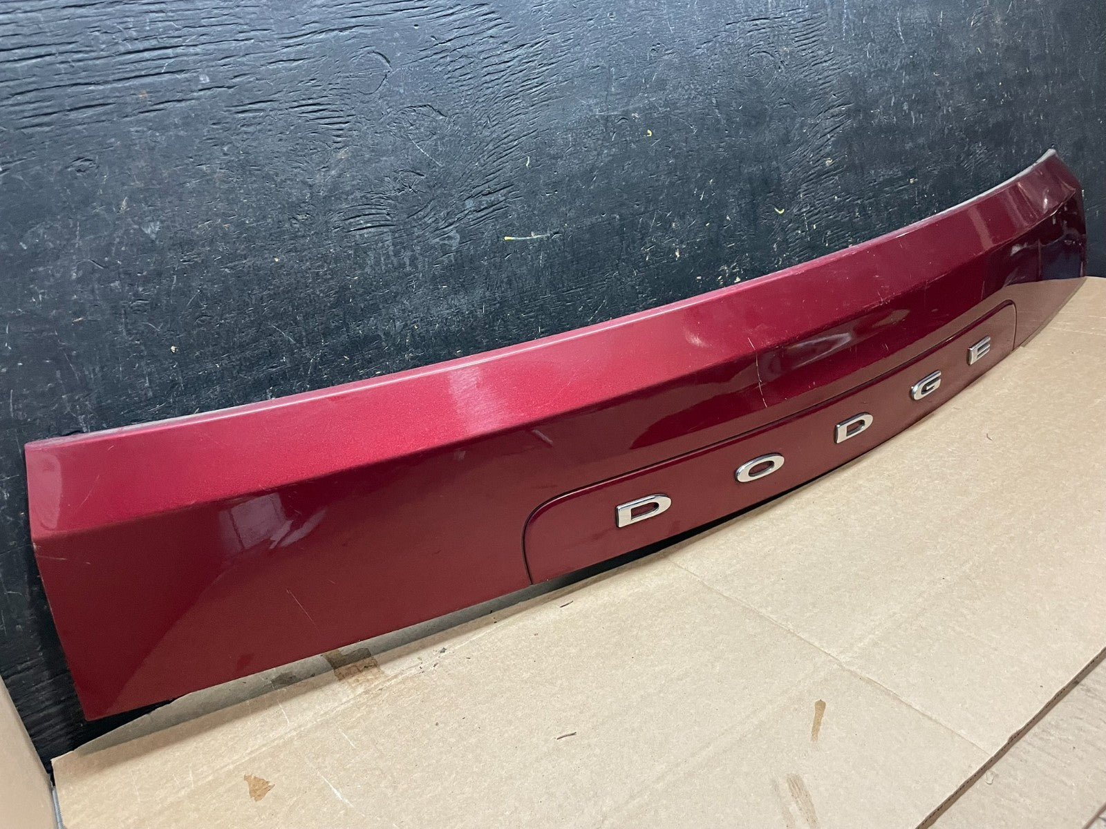 2011 to 2018 Dodge Grand Caravan Tail Gate Trim Molding W/O Camera OEM Y9251 DG2