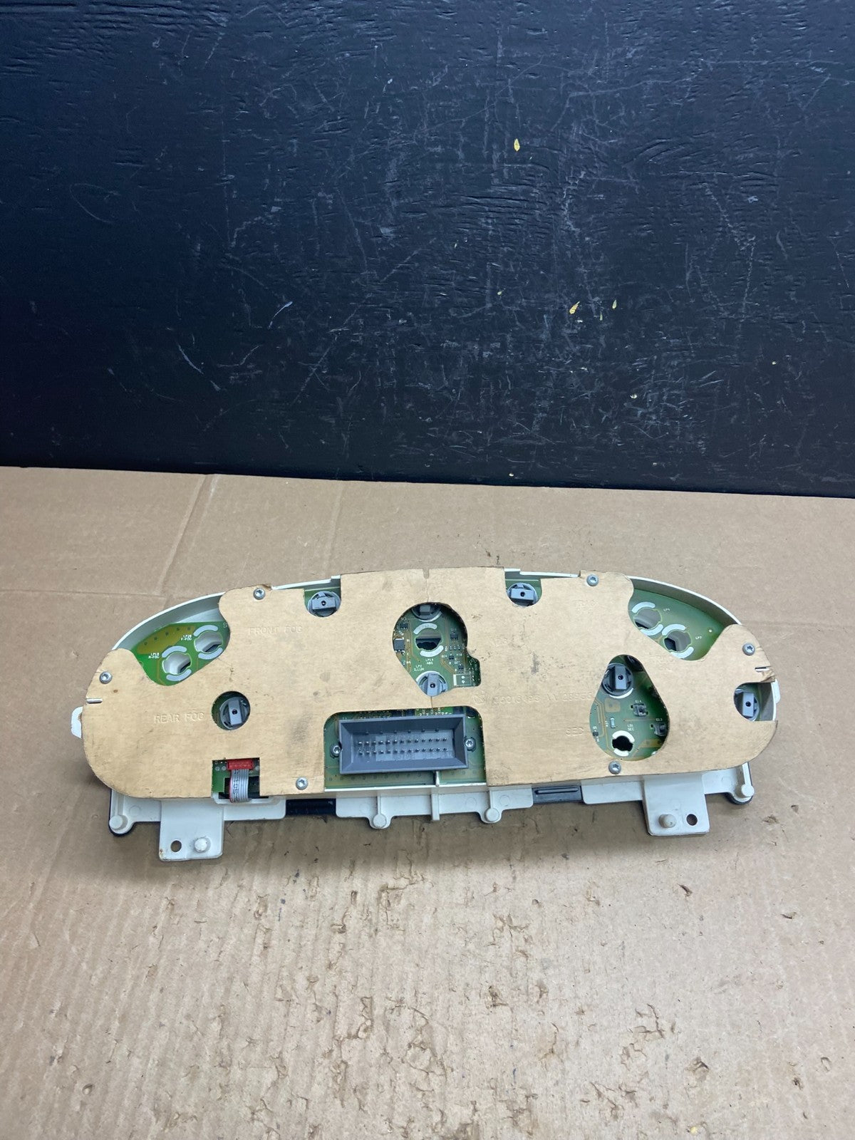 2001 Dodge Stratus Speedometer Instrument Cluster Gauge Oem AB9750 DG5