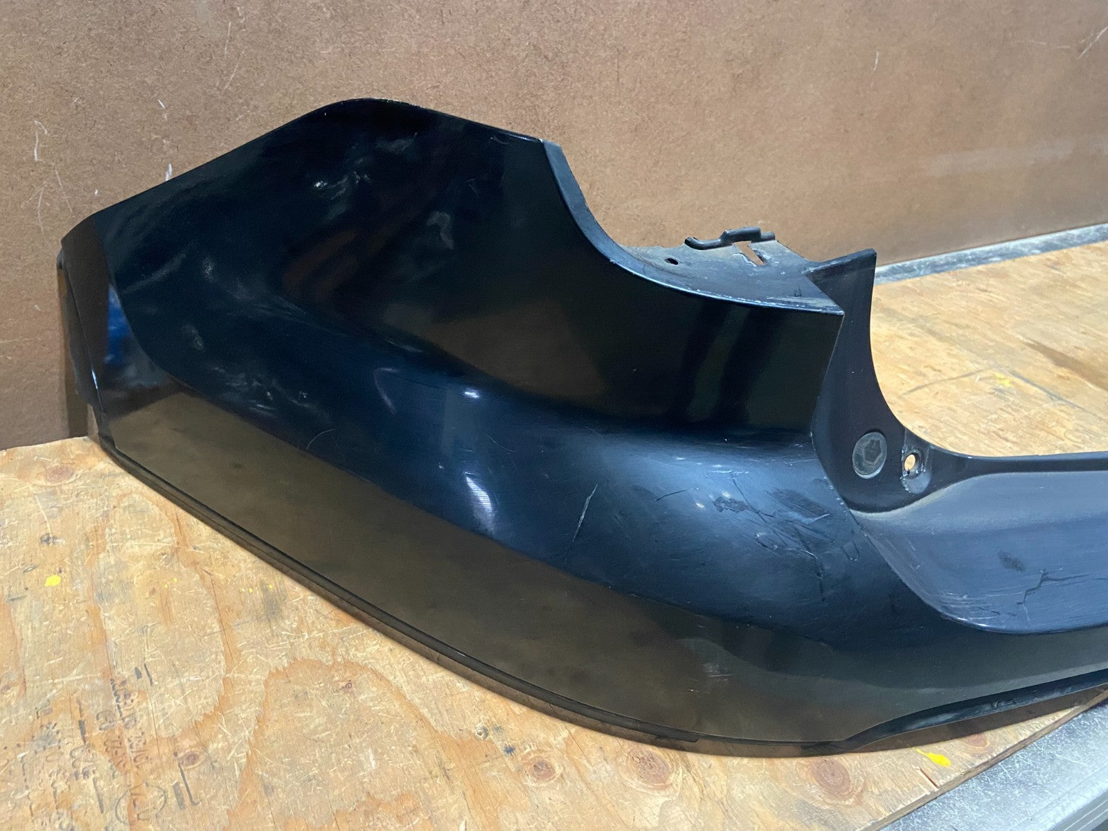2011 to 2015 Ford Explorer Rear Upper Bumper Cover T1333 PS1