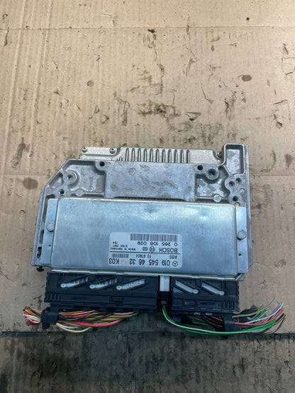 1997 - 2000  Mercedes C230 ECU ECM Engine Control Module Unit OEM X9961 DG2