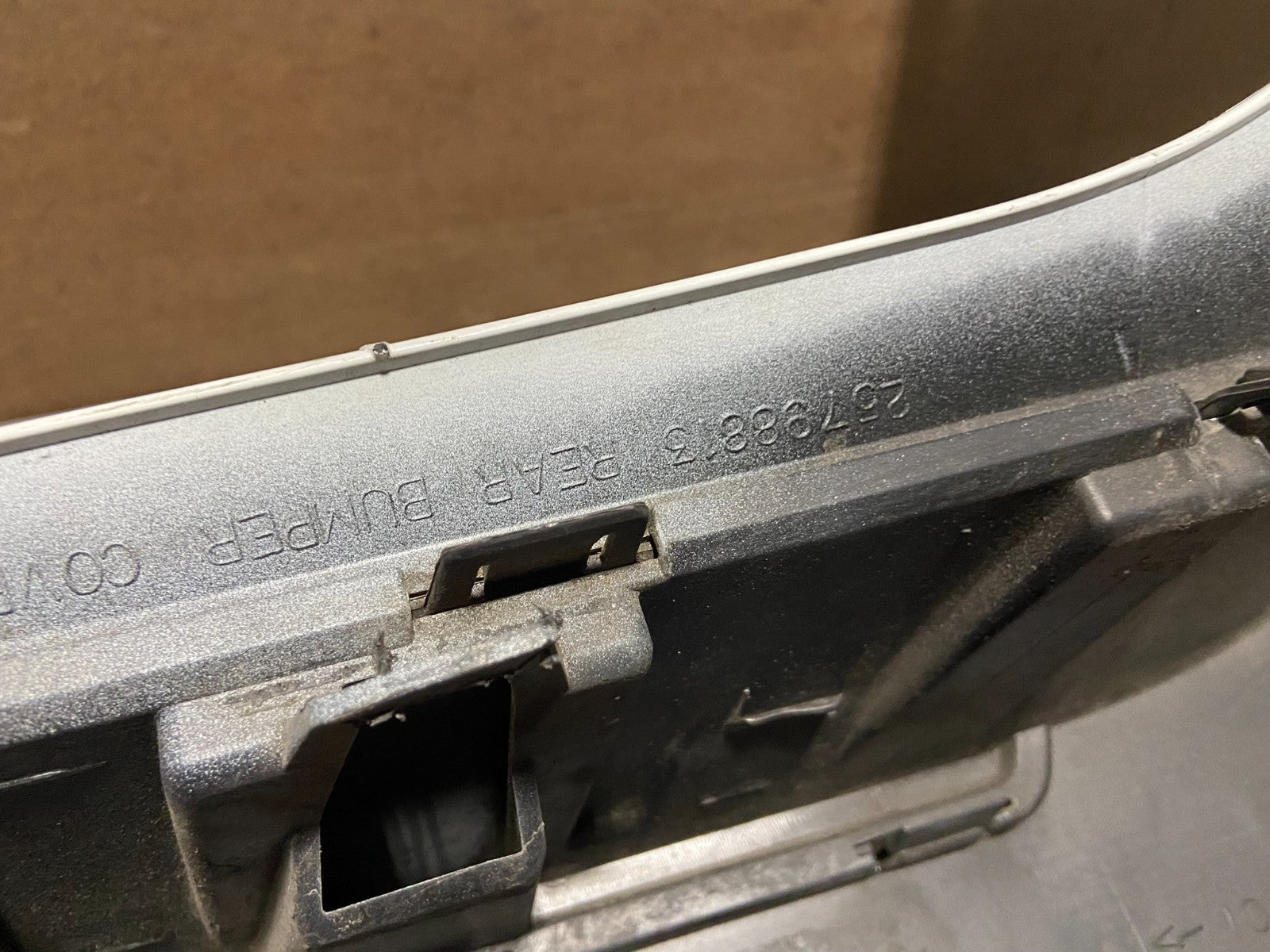 2010 to 2015 GMC Terrain Rear Upper Bumper Cover 20983260 AB78569