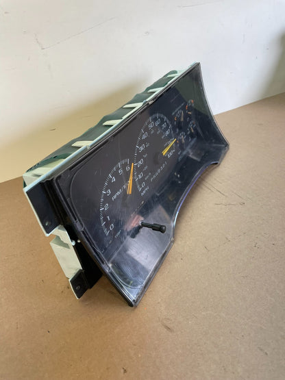 1995 to 1999 Chevrolet Silverado Suburban Cluster Gauge Speedometer AG1051 DG1