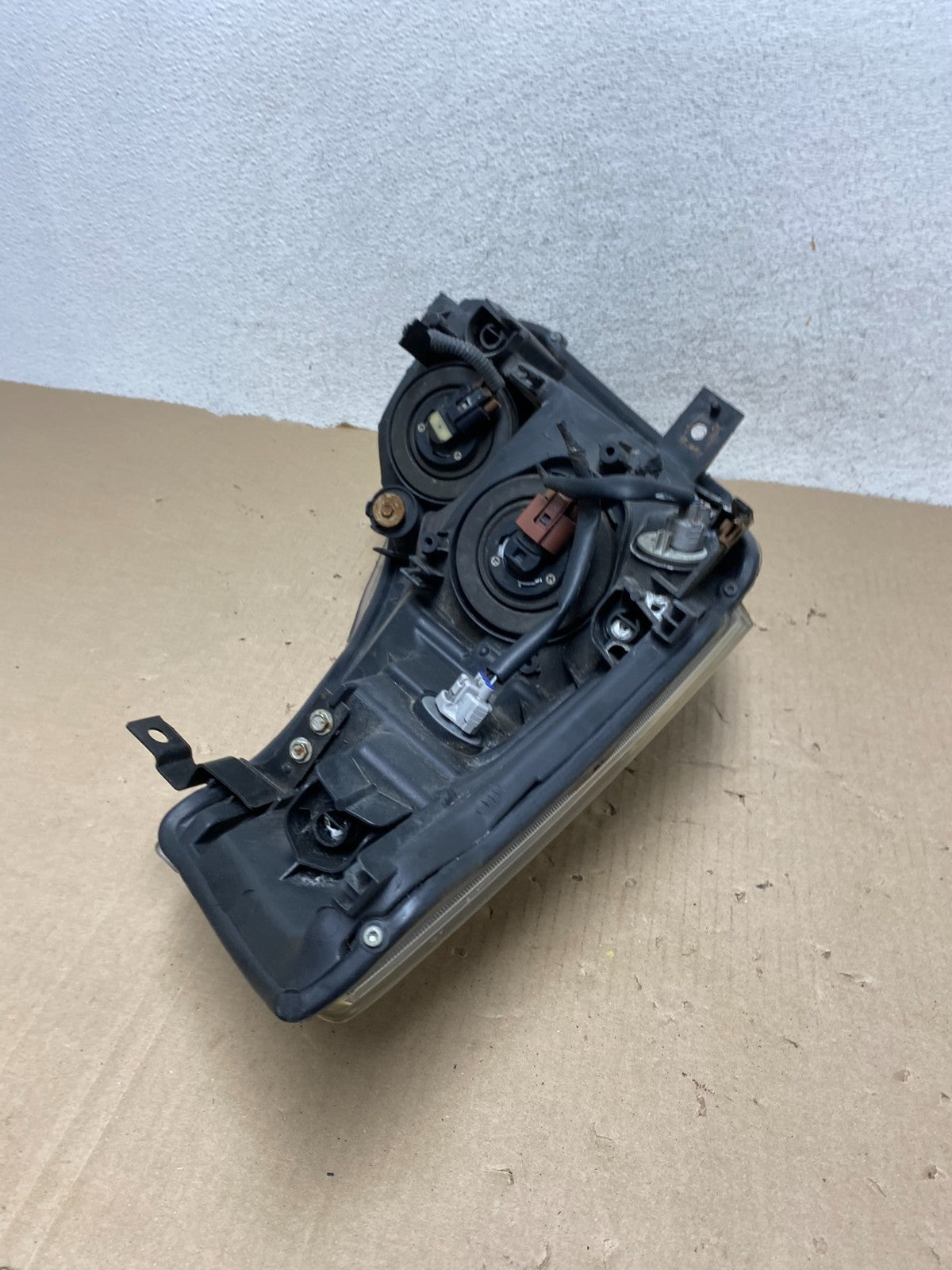 2004 to 2009 Nissan Quest Left Driver LH Black Headlight AG6889 DW9