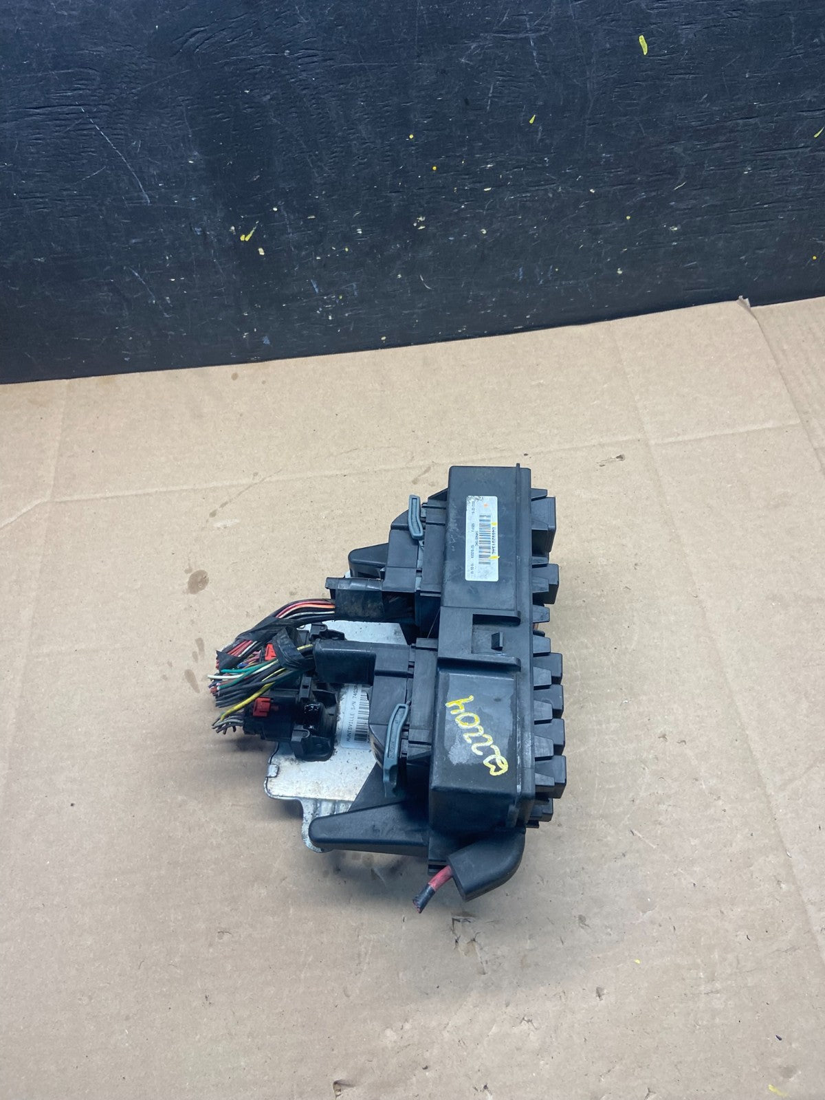 2005 Jeep Grand Cherokee Commander Fuse Box BCM Body Control Module q2204 DG3