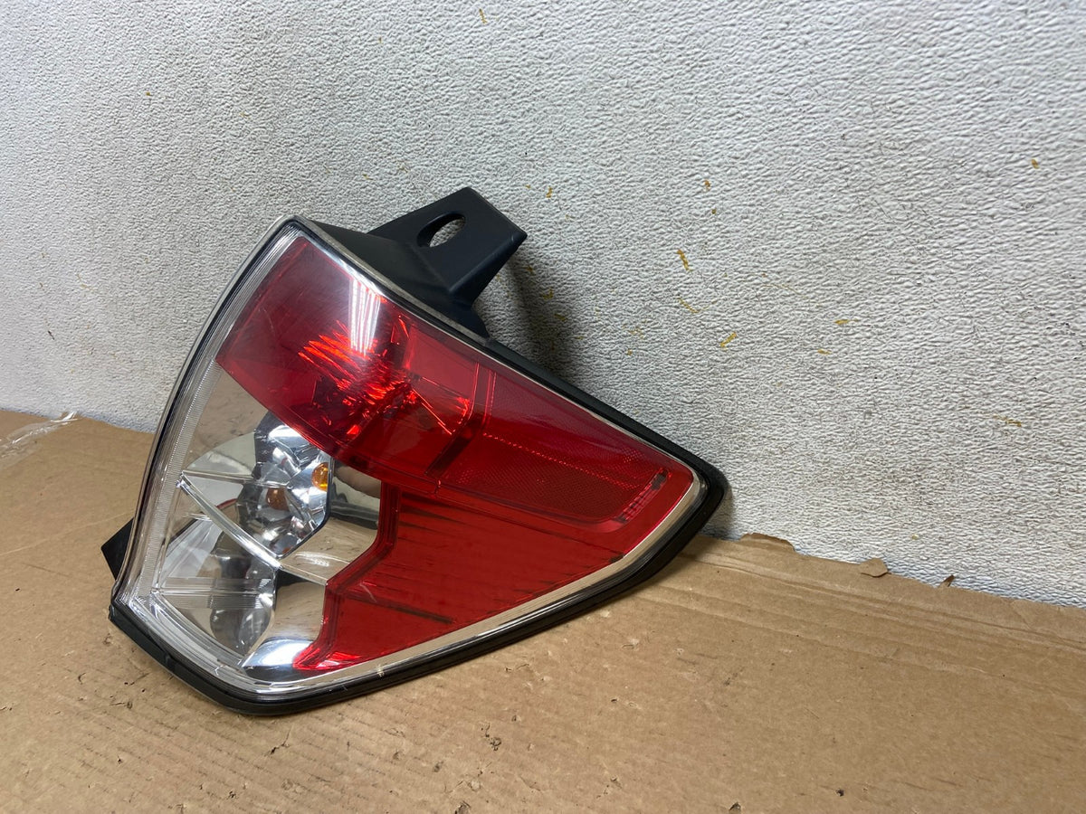 2009-2013 Subaru Forester Right Passenger Rh Side Tail Light AH8539 LK2