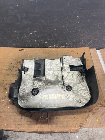 2006 2008 Suzuki Grand Vitara 2.7L Upper Top Engine Motor Dust Cover Q9873 DG5