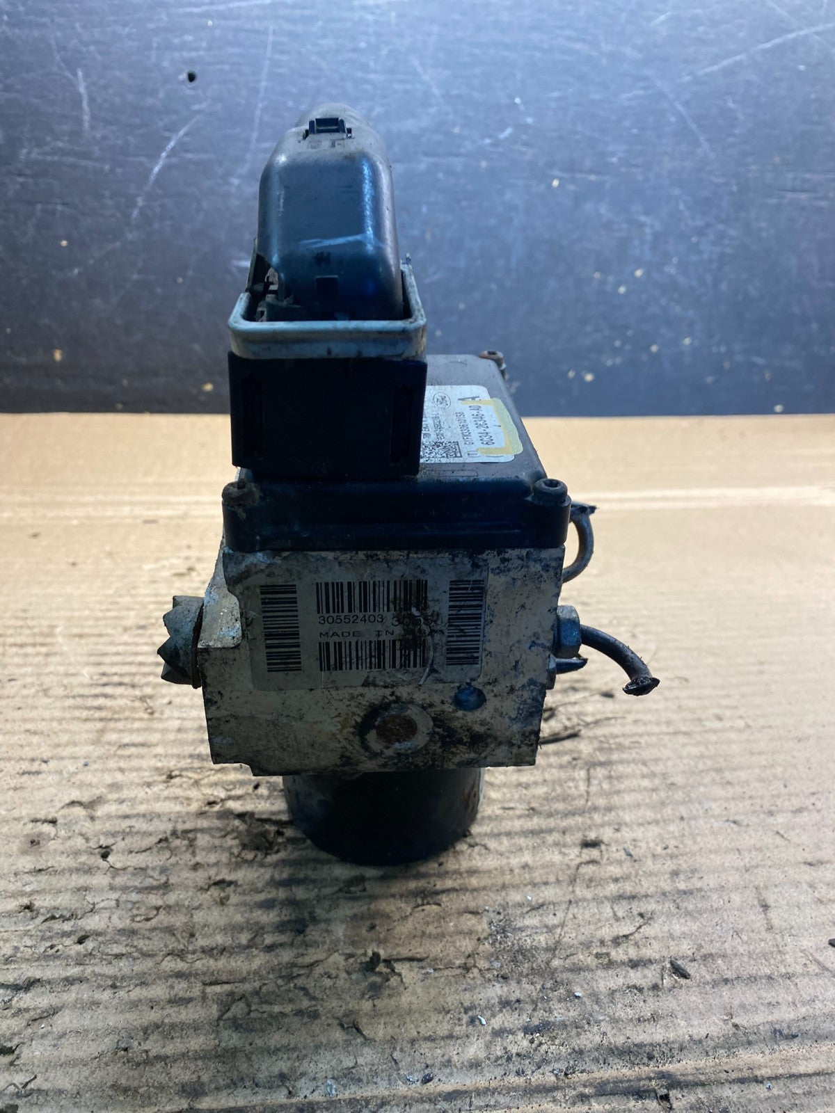 2005 2006 2007 Ford F250 F350 SD ABS Anti Lock Brake Pump Module AA3317 DG4