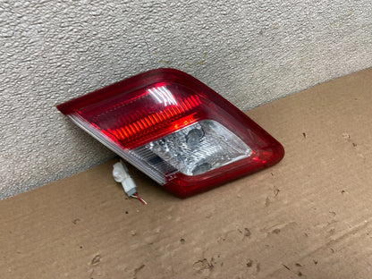 2010 - 2011 Toyota Camry Left Driver LH Side Inner Tail Light Oem AB1394 LK2