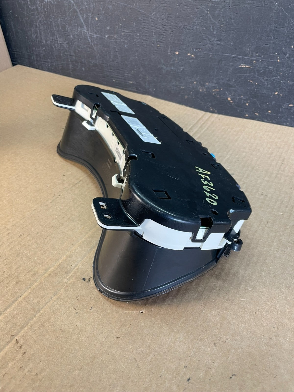 2003 to 2006 Chevrolet Trailblazer Envoy Cluster Gauge Speedometer AF36207