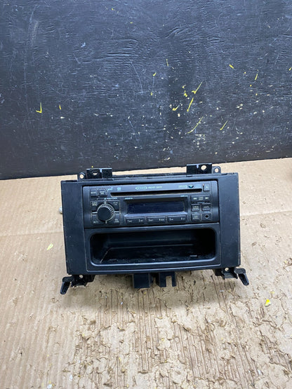 2007-2013 Mercedes Dodge Sprinter Radio Receiver CD Player Module V9986 DG0