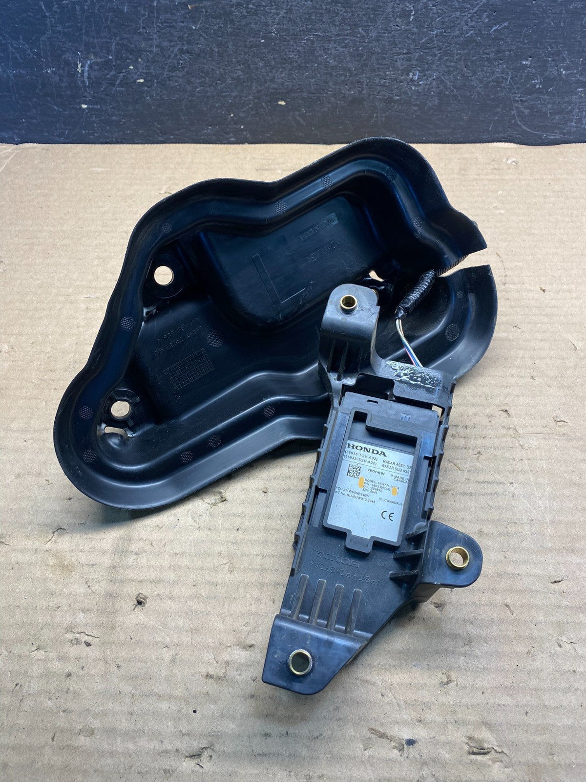 2021 - 2025 Acura TLX Left Driver LH Blind Spot Sensor Radar Module AE0128 DG2