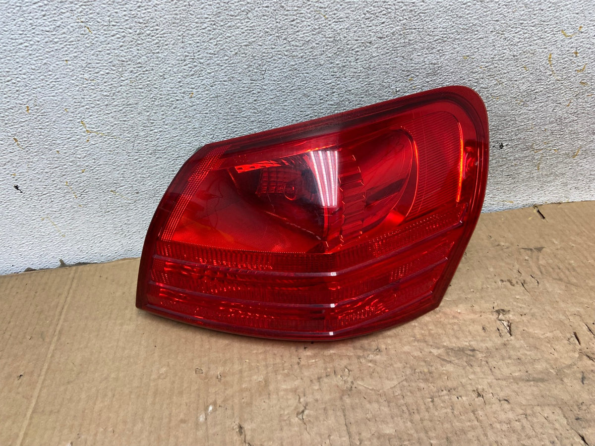 2008 to 2015 Nissan Rogue Right Passenger Rh Side Tail Light AI8308 LK0