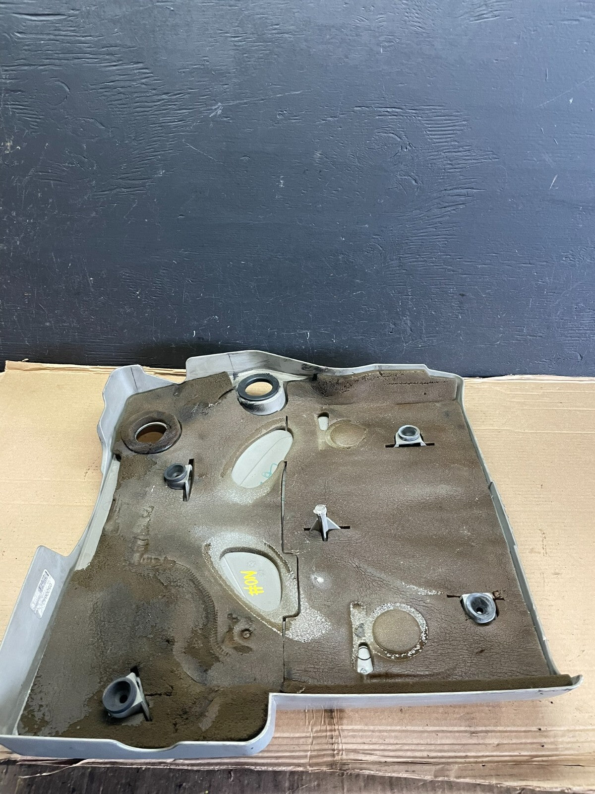2004 to 2007  Cadillac CTS 3.6L Plastic Engine Cover Shield E4005 PS6