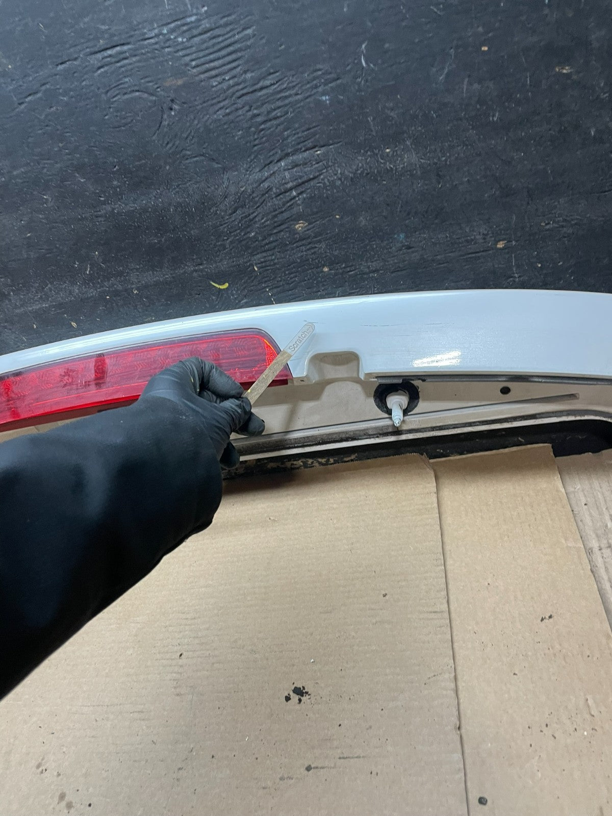2011 to 2015 Kia Sorento Rear Spoiler Wing Brake Light V6924 DG11