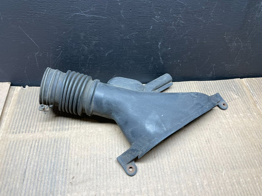 2007 to 2009 Lexus RX350 Air Cleaner Filter Inlet Tube  OEM D8628 DG10