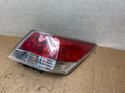 2008 to 2012 Honda Accord Sedan Tail light Right Passenger RH Side AA4173 DW1