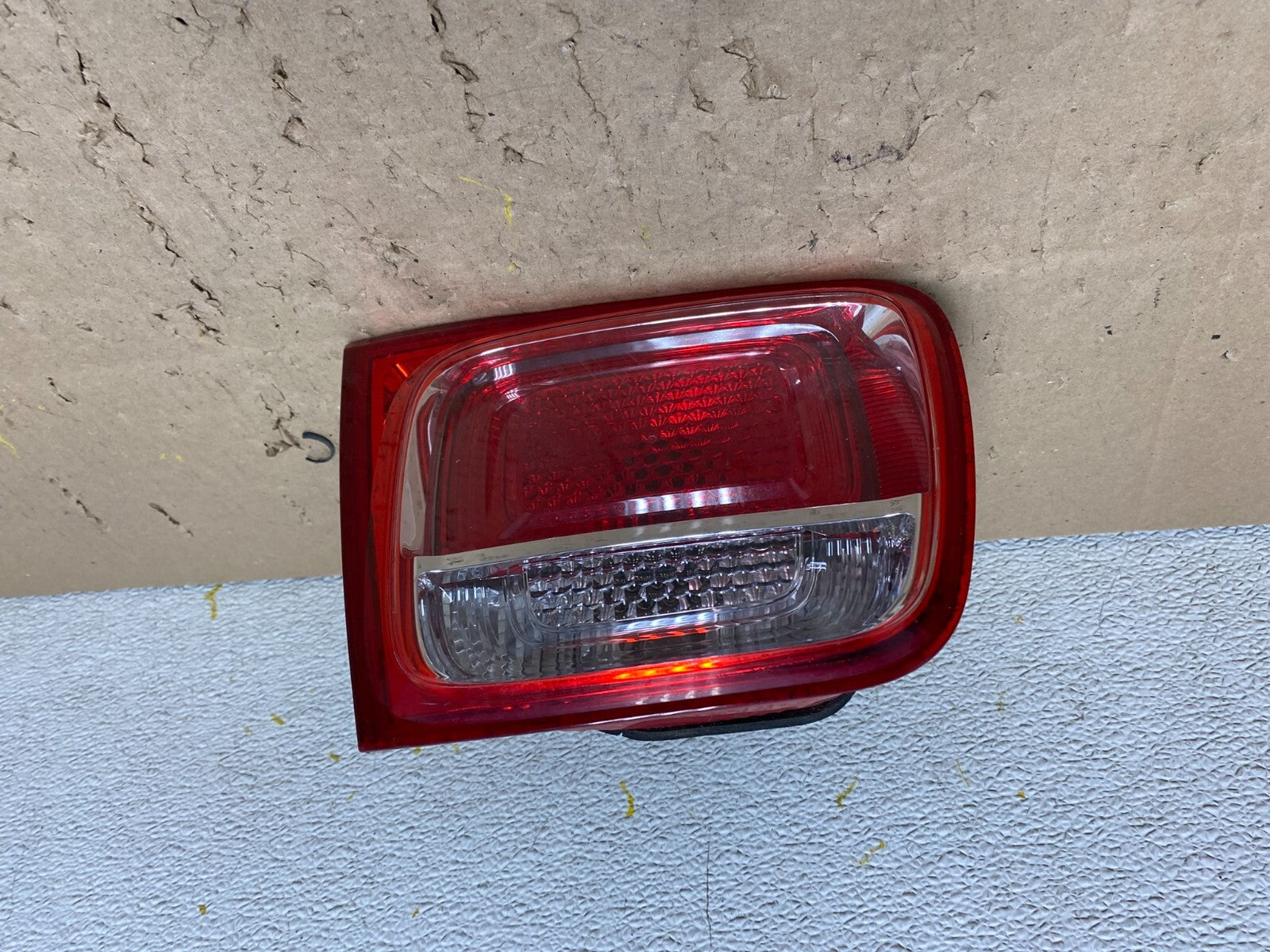 2013-2016 Chevrolet Malibu Left Driver Lh Side Inner Tail Light Oem N2544 DW0