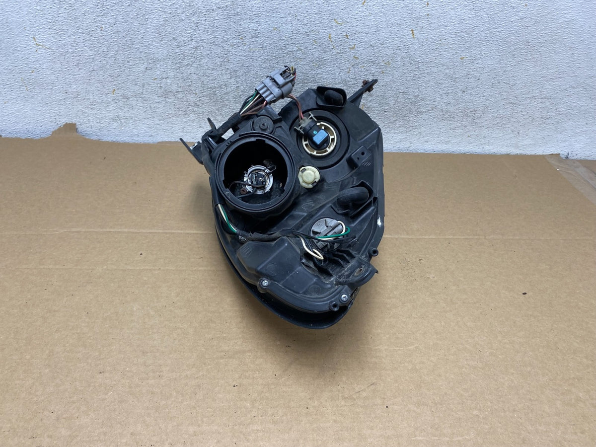 2006 - 2007 Subaru Tribeca B9 Right Passenger RH Halogen Headlight AH7738 DW10