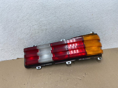 1977-1985 Mercedes-Benz W123 240D Right Passenger Side Tail Light AG6881 DW0