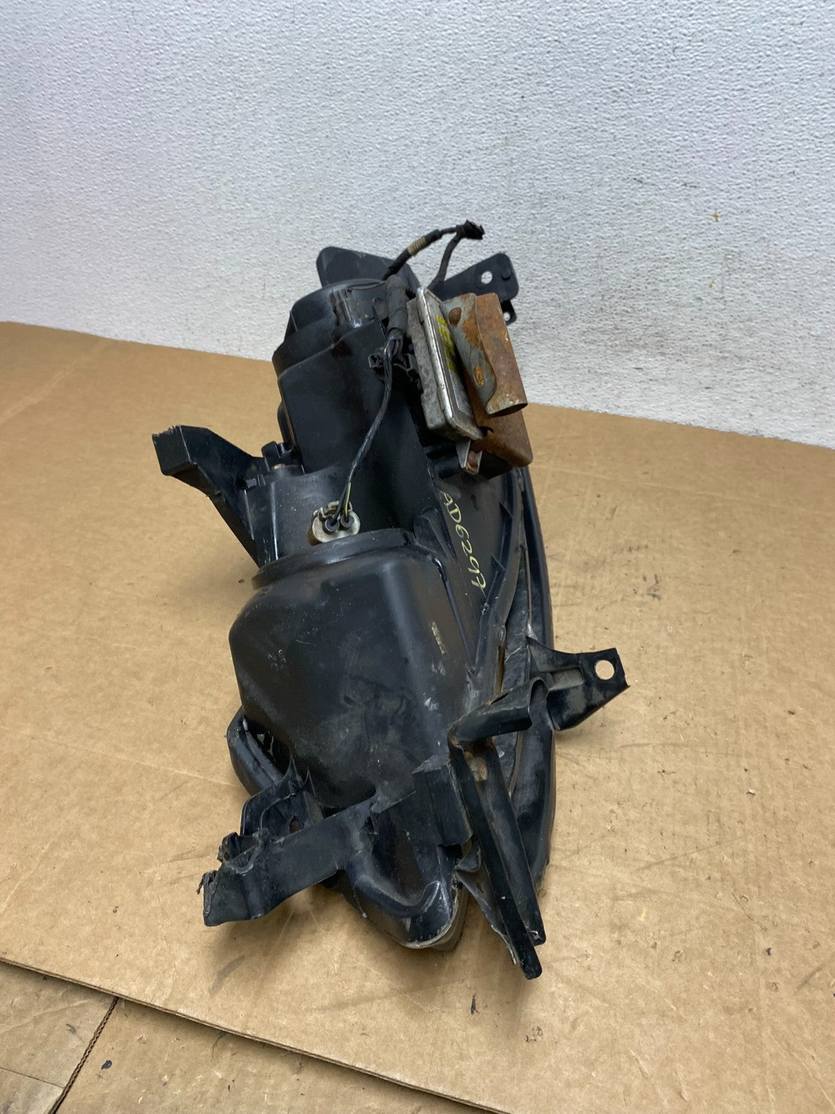 2004 2005 2006 Acura TL Headlight Right Passenger Side Xenon HID AD6297 DW10