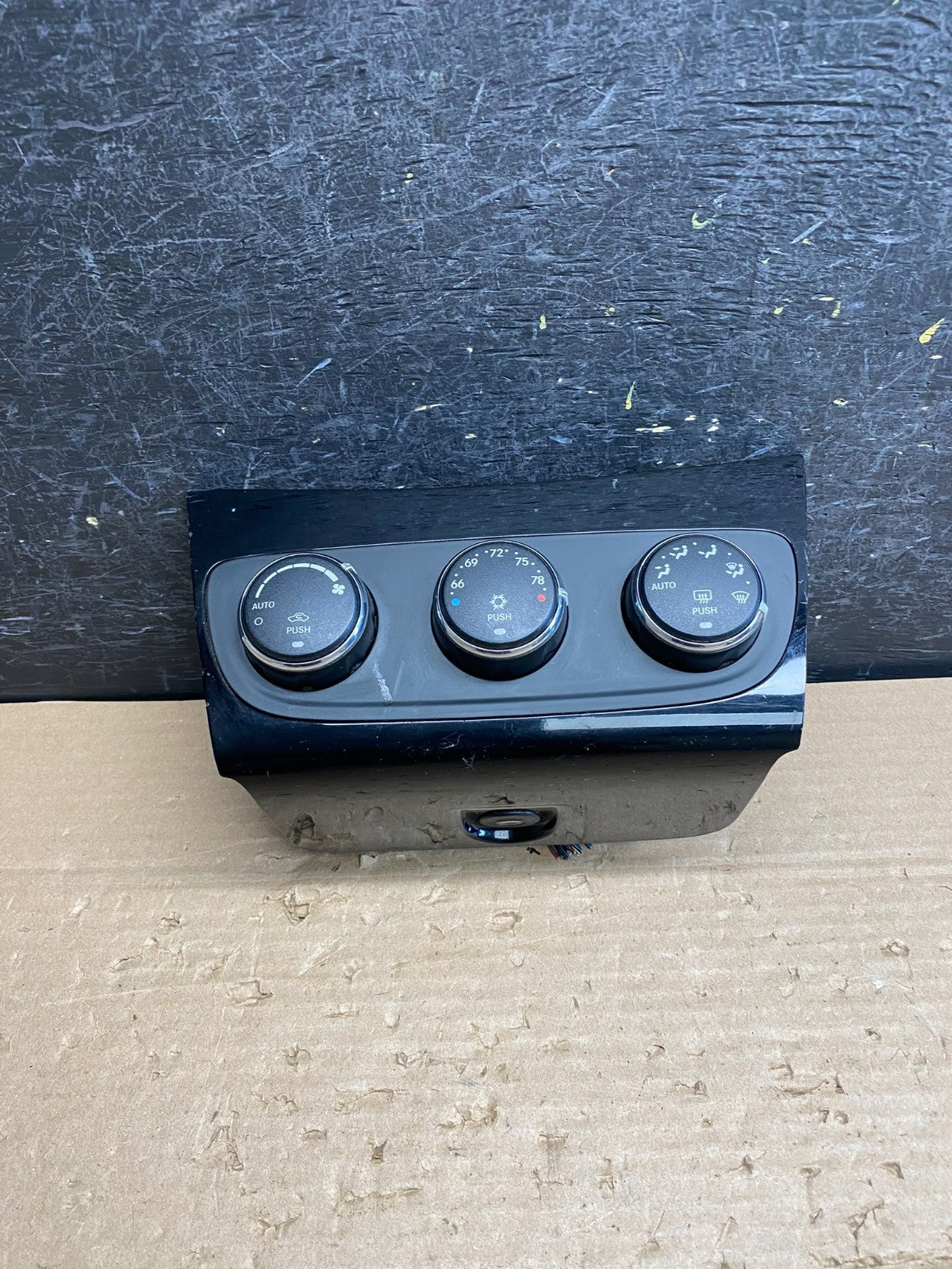 2011-2014 Chrysler 200 Heater AC Climate Switch Temperature Control AG8437 DG0