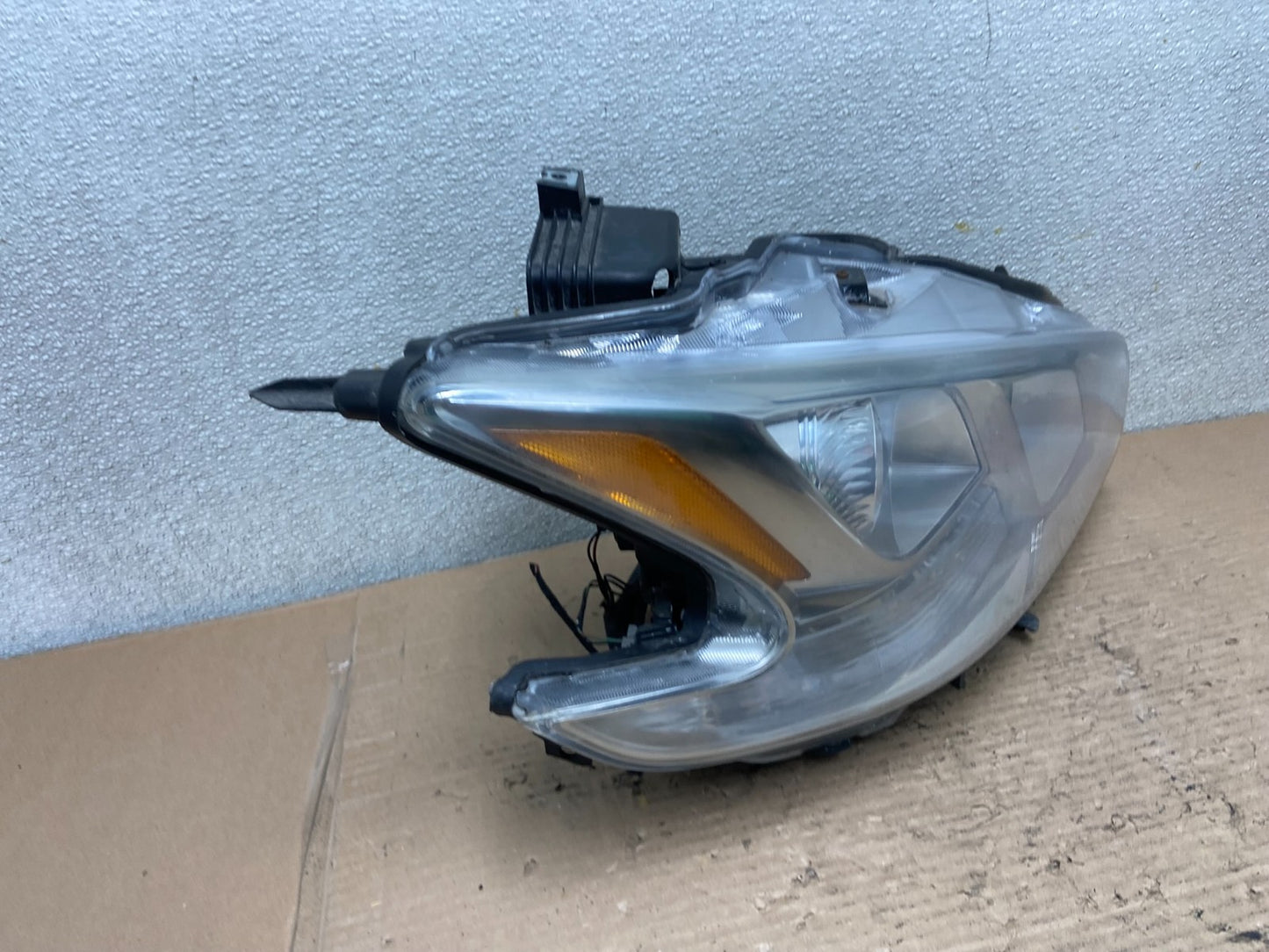 Halogen 2009-2014 Nissan Maxima Right Passenger Headlight AA9519 DW2
