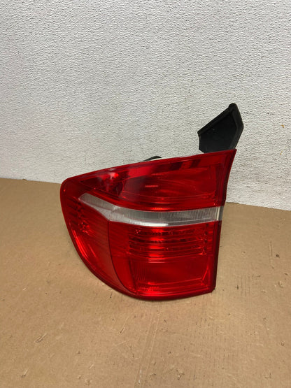 2007 to 2010 Bmw X5 E70 Left Driver Lh Side Tail Light AD7916 LK0