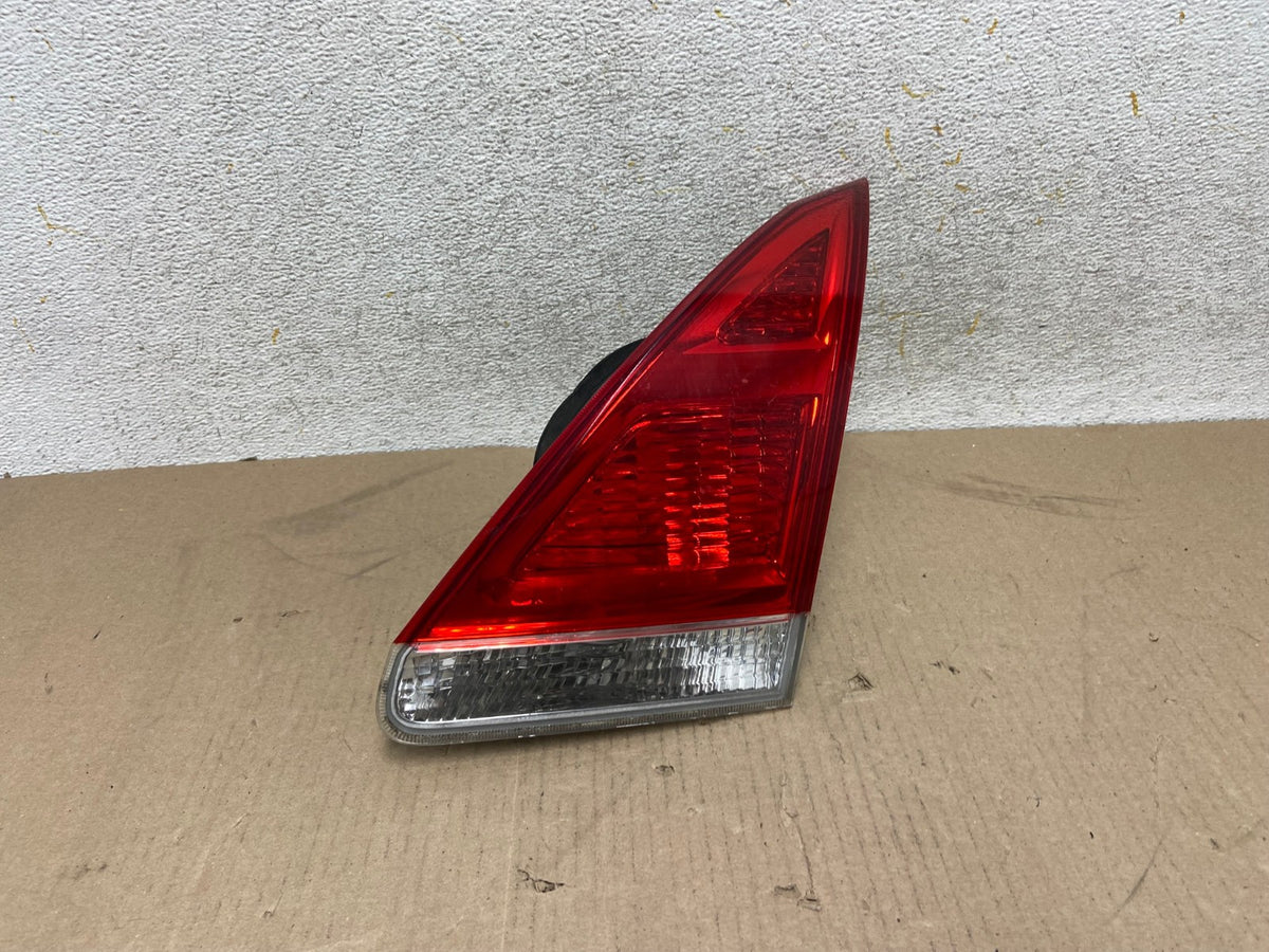 2009 to 2012 Toyota Venza Right Passenger RH Side Inner Tail Light AH6779 LK0