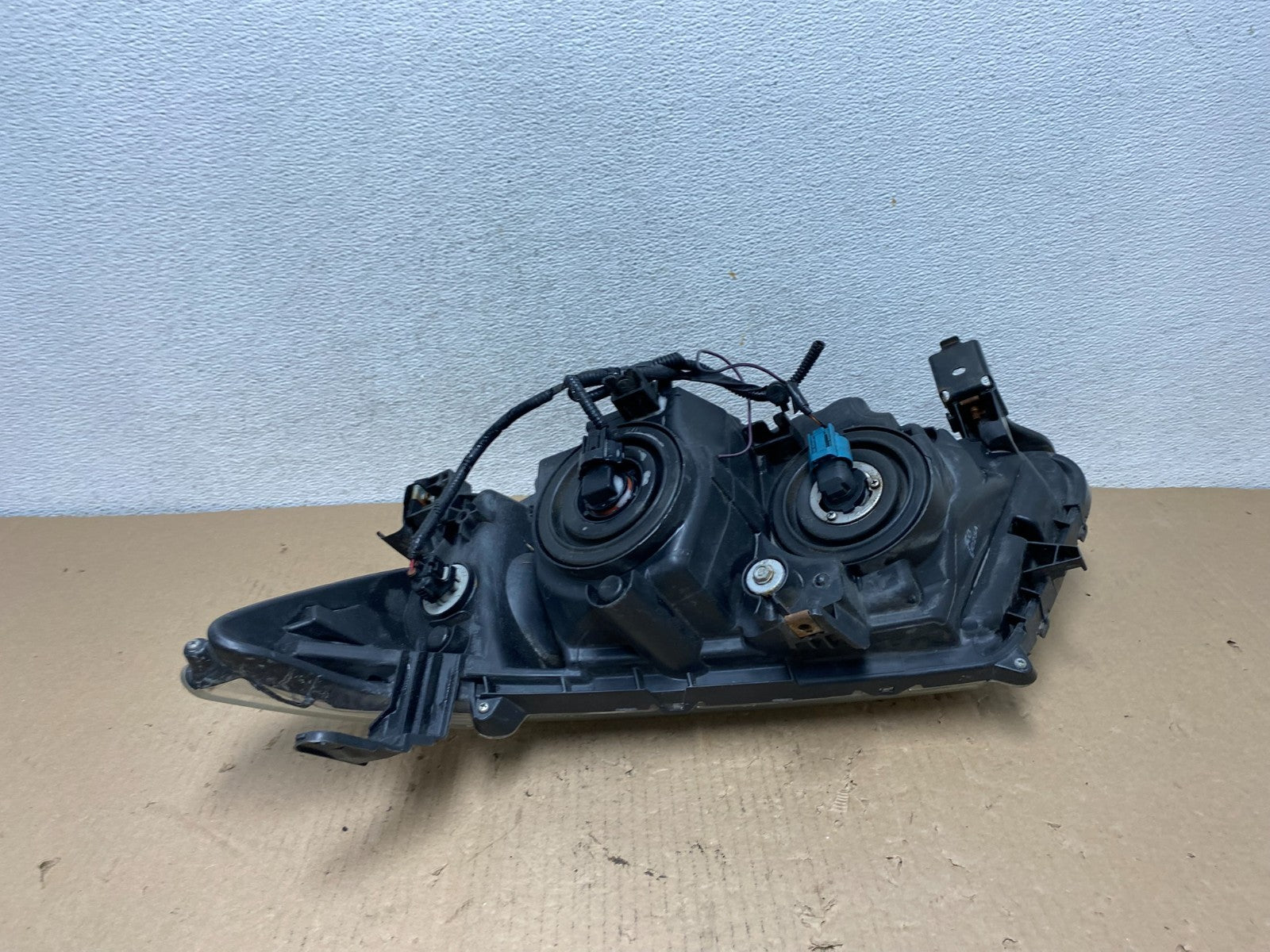2011 to 2013 Honda Odyssey Front Right Passenger Headlight Halogen AF3218 DW5