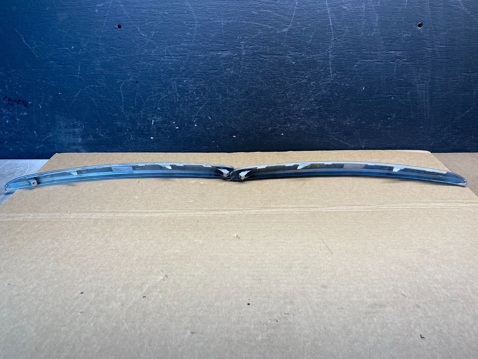 2011 to 2016 Kia Sportage Front Bumper Left+Right Set Side Molding AF6872 DG3