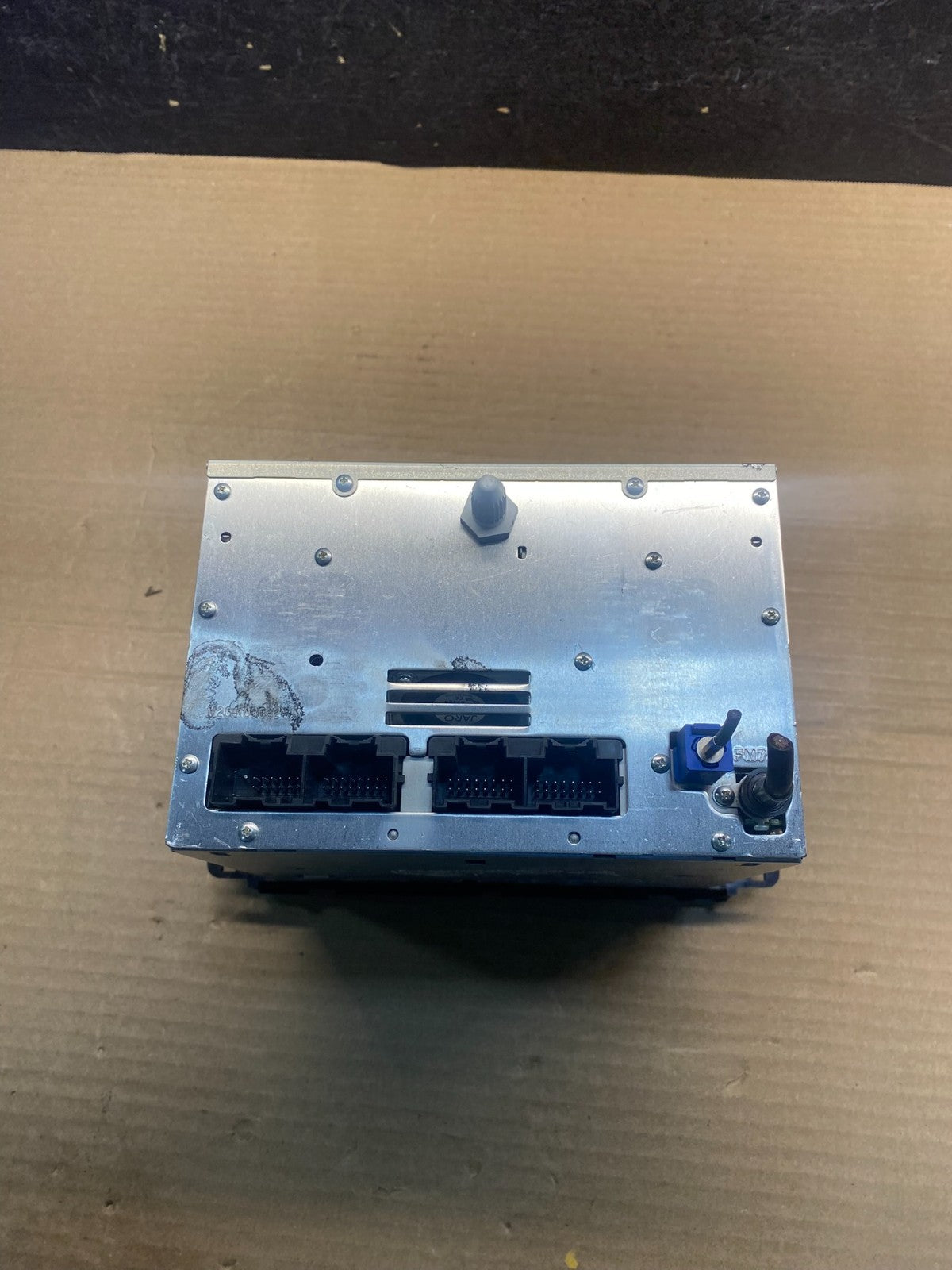 2007-2014 Chevrolet Tahoe AM FM Radio CD Player w Aux Bluetooth AF3842 DG6