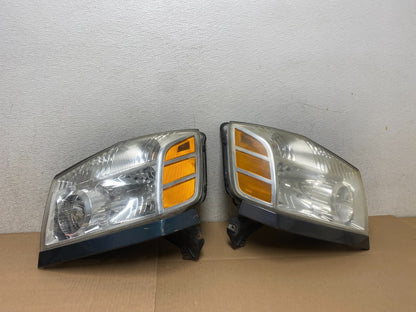 2004 to 2007 Nissan Armada Left+Right Side Set Headlights Oem M4613 DW0