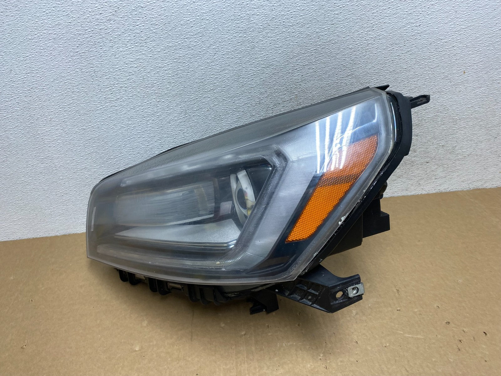 2013-2016 Gmc Acadia Left Driver LH Side Led Halogen Headlight AF9938 DW2